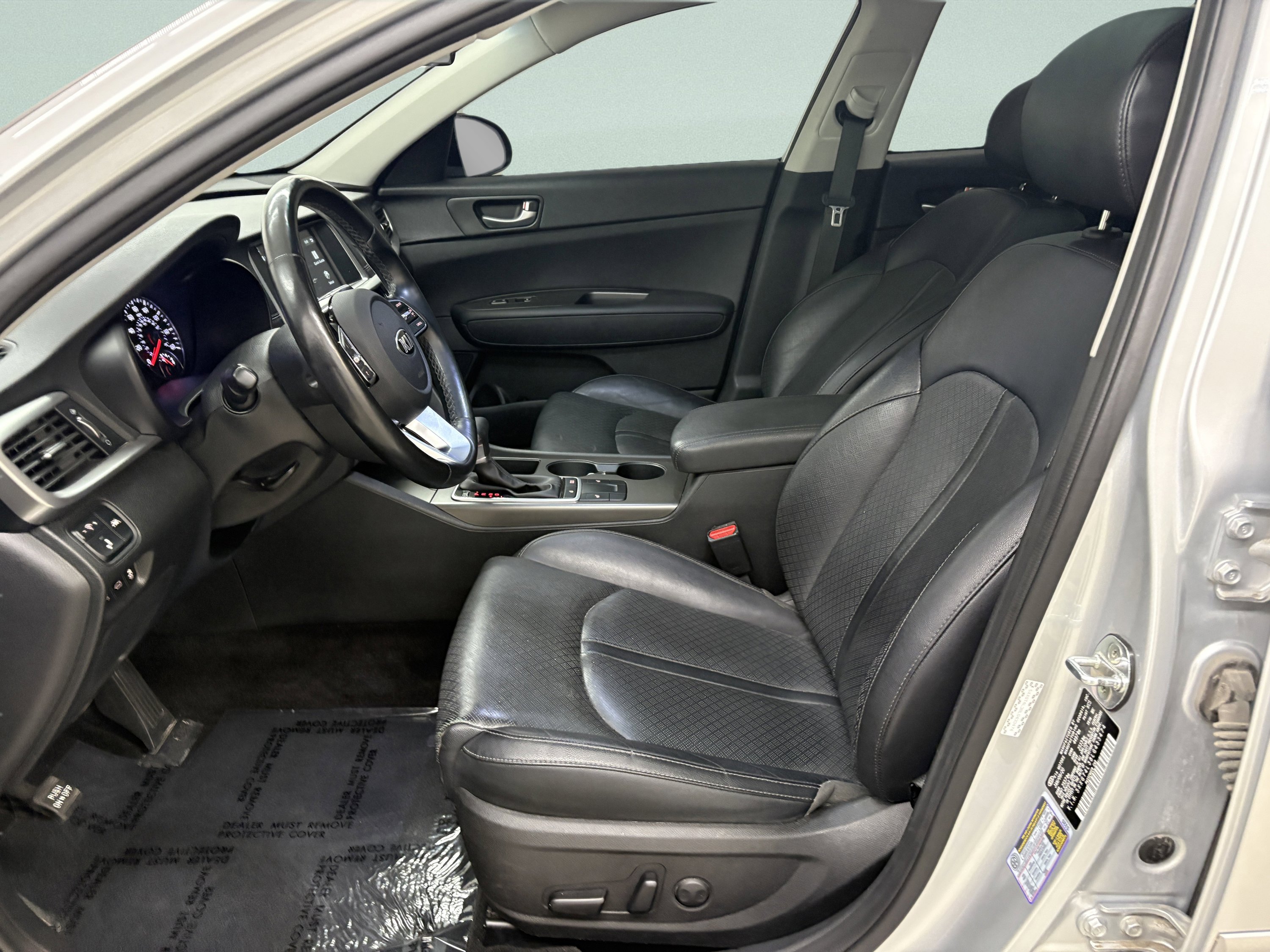 Used 2020 Kia Optima SE image 11