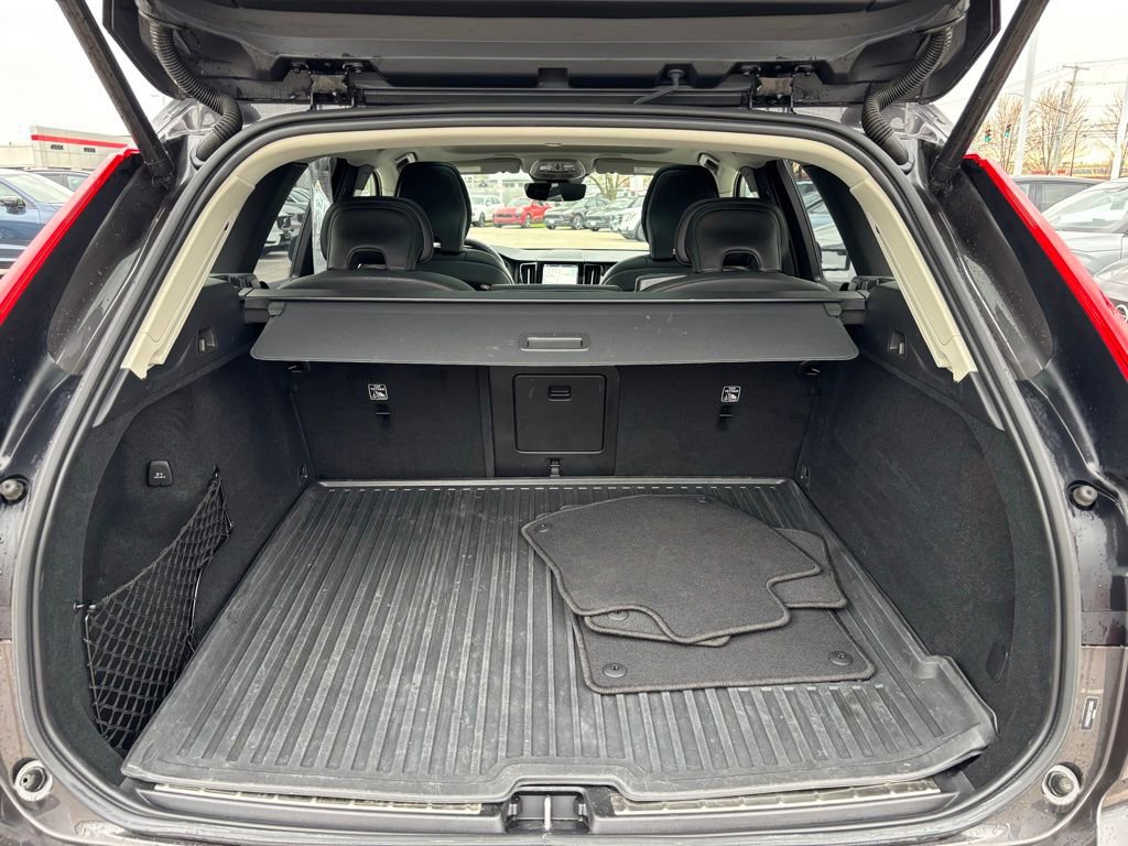 Certified 2023 Volvo XC60 B6 Ultimate w/ Climate Package AWD/4WD image 24