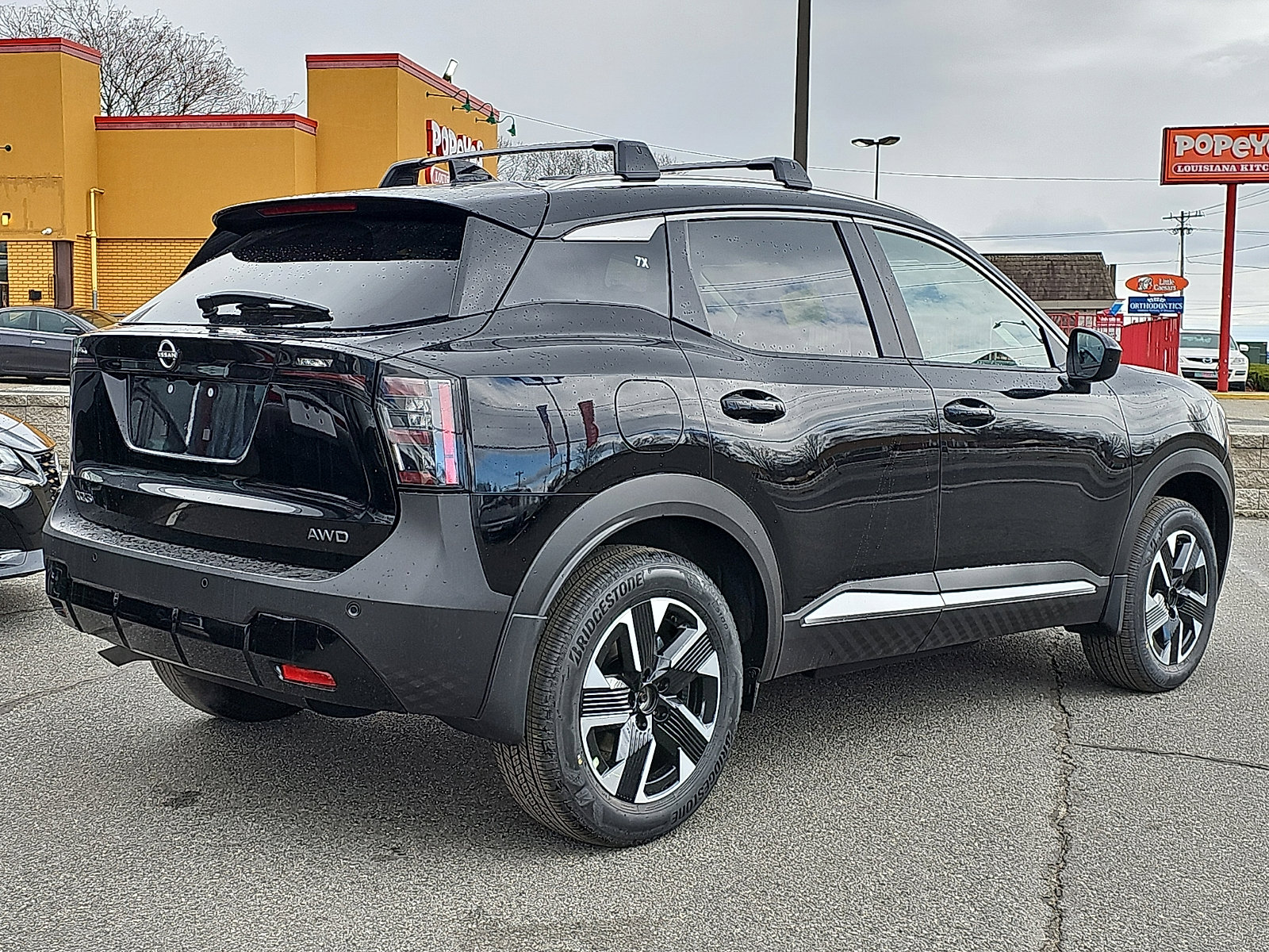 New 2026 Nissan Kicks SV w/ Cold Weather Package AWD/4WD image 4