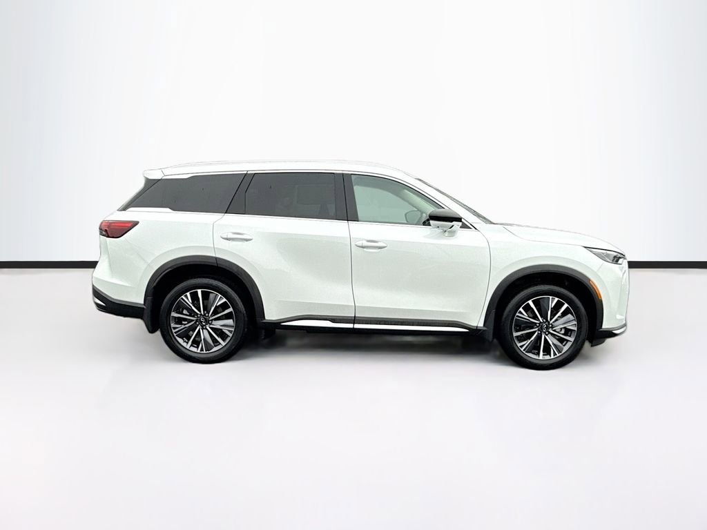 Used 2026 INFINITI QX60 Luxe w/ Cargo Package AWD/4WD image 11