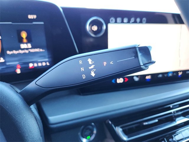 Used 2026 Chevrolet Traverse LT w/ Driver Confidence Package image 30