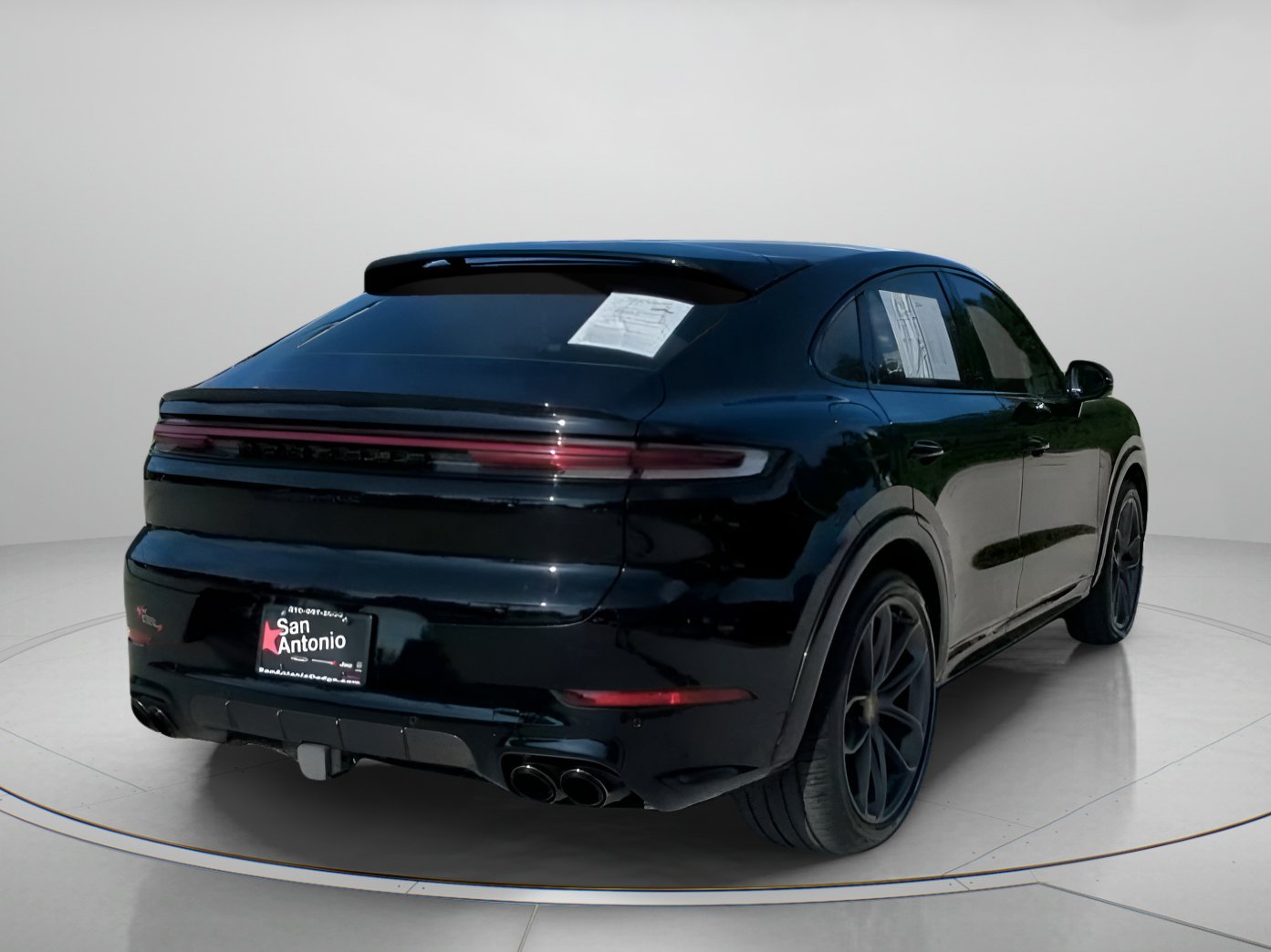 Used 2024 Porsche Cayenne S AWD/4WD image 27