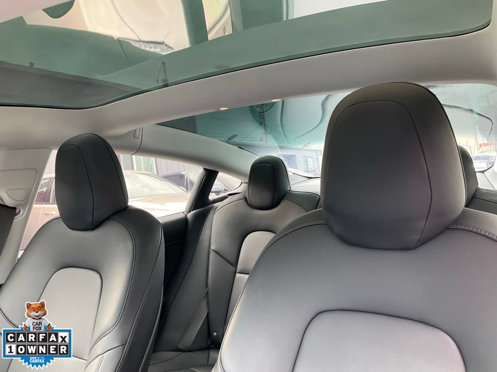 Used 2018 Tesla Model 3 Long Range RWD image 18