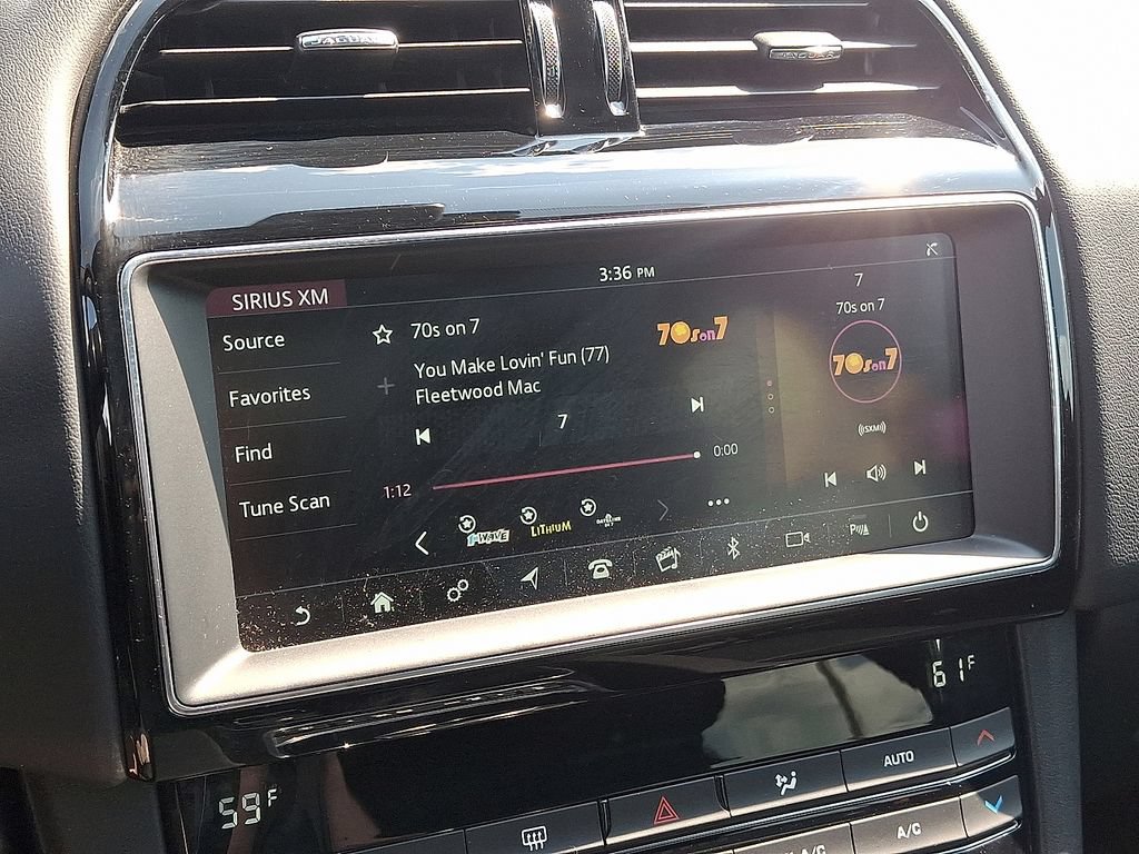 Used 2020 Jaguar F-PACE Premium AWD/4WD image 6