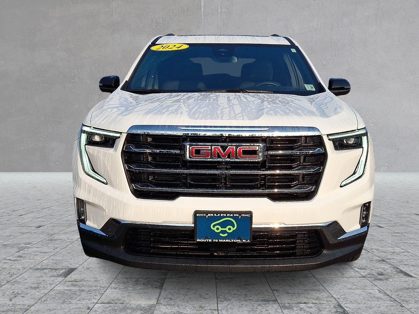 Certified 2024 GMC Acadia Elevation AWD/4WD image 2