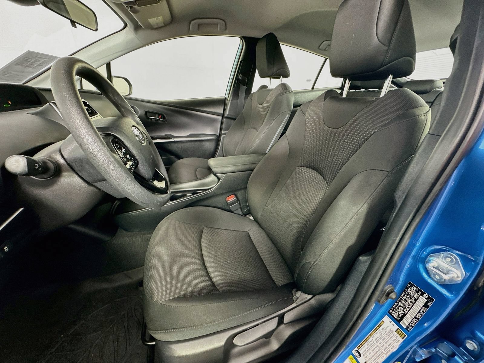 Used 2021 Toyota Prius LE AWD/4WD image 21