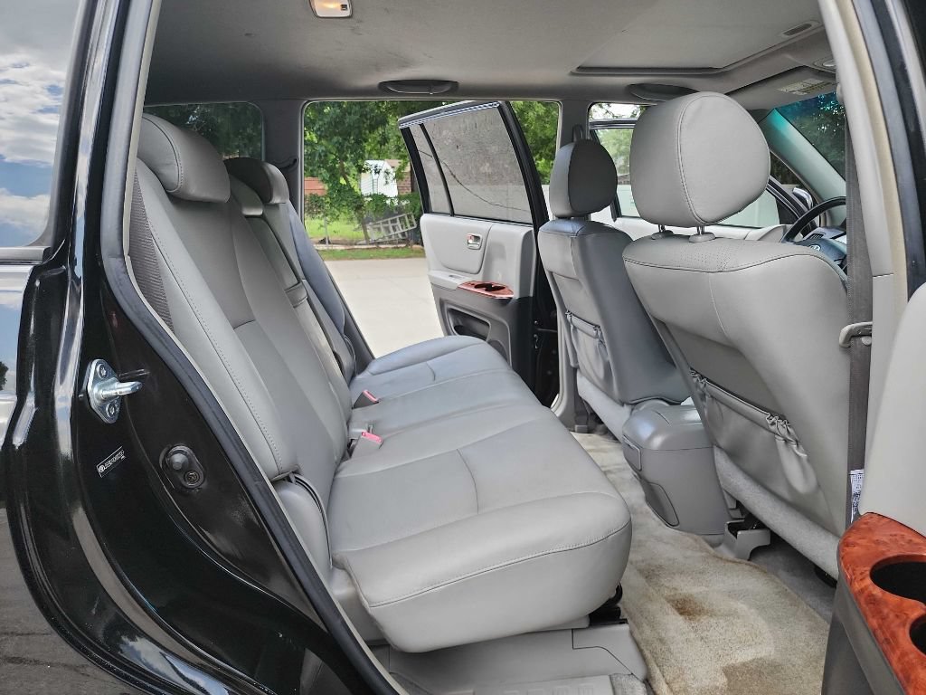 Used 2006 Toyota Highlander Limited AWD/4WD image 37