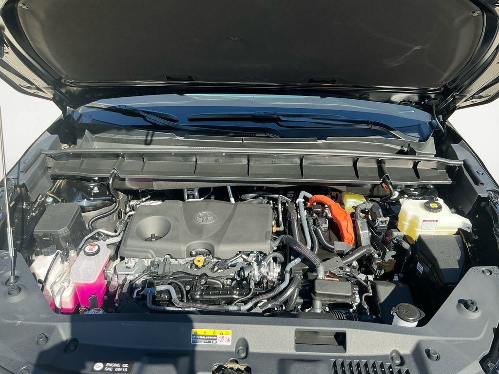New 2025 Toyota Highlander Platinum image 18