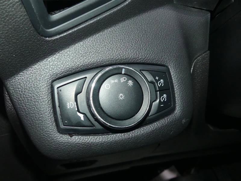 Used 2015 Ford C-MAX SEL w/ Equipment Group 302A image 28