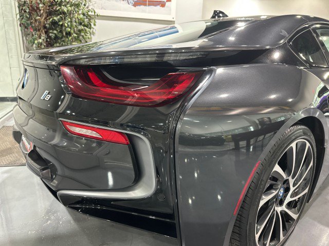 Used 2014 BMW i8 AWD/4WD image 30