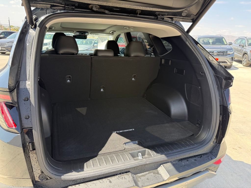 Used 2023 Hyundai Tucson Limited FWD image 18