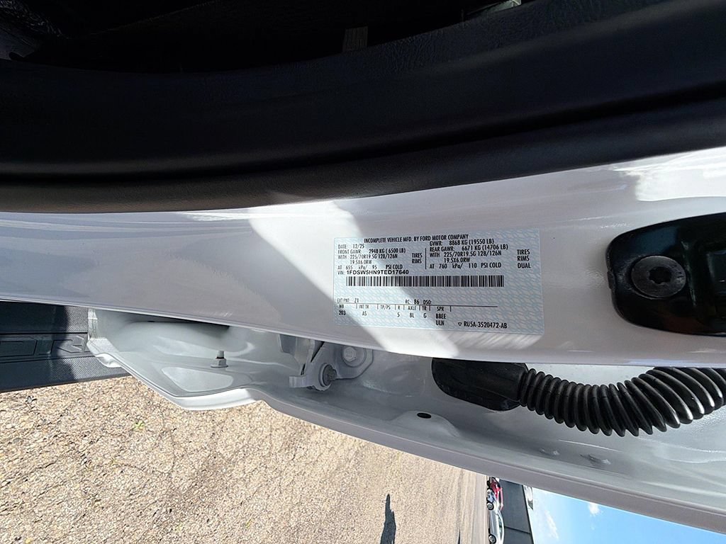 New 2026 Ford F550 4x4 Crew Cab image 34