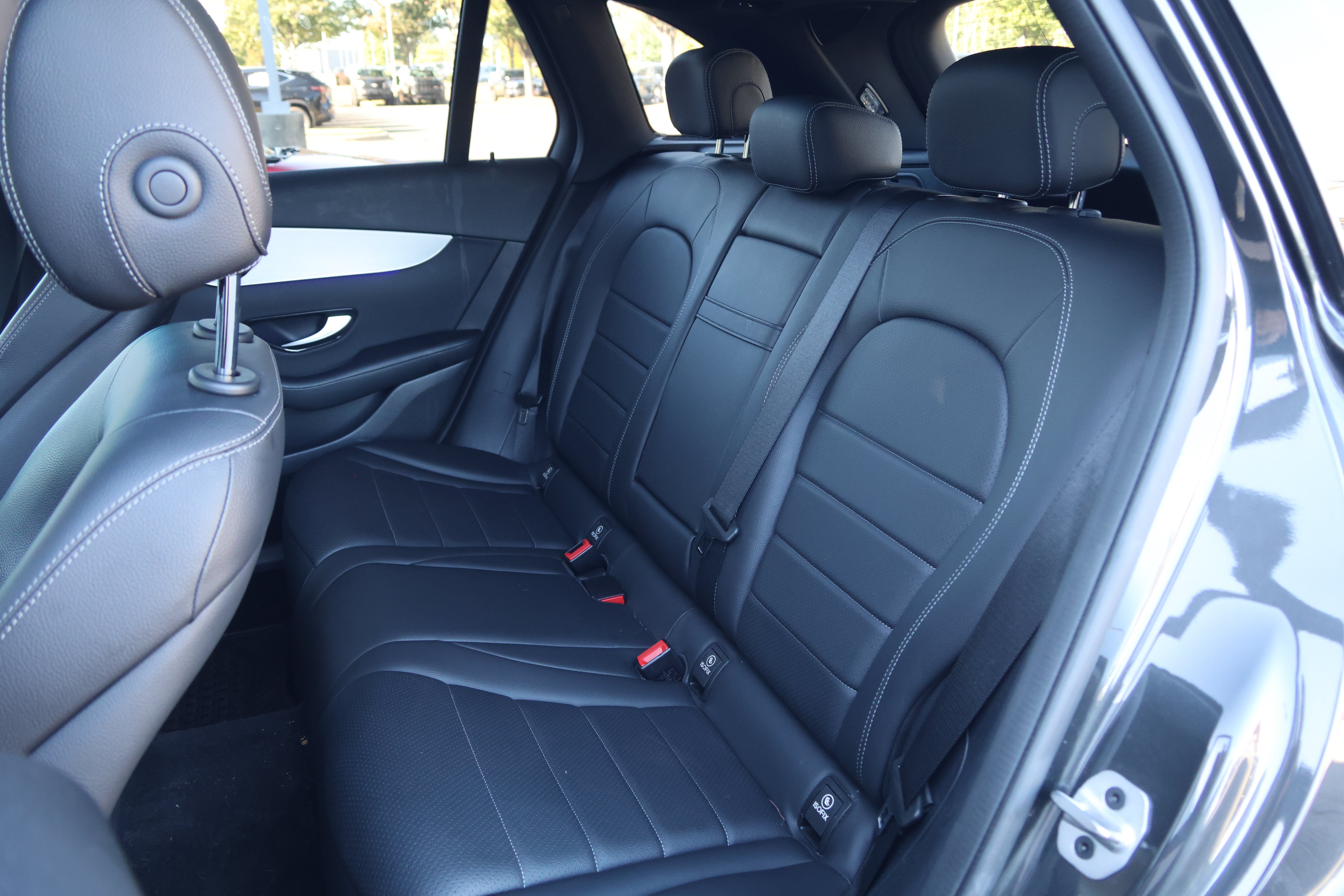 Used 2022 Mercedes-Benz GLC 300 image 33