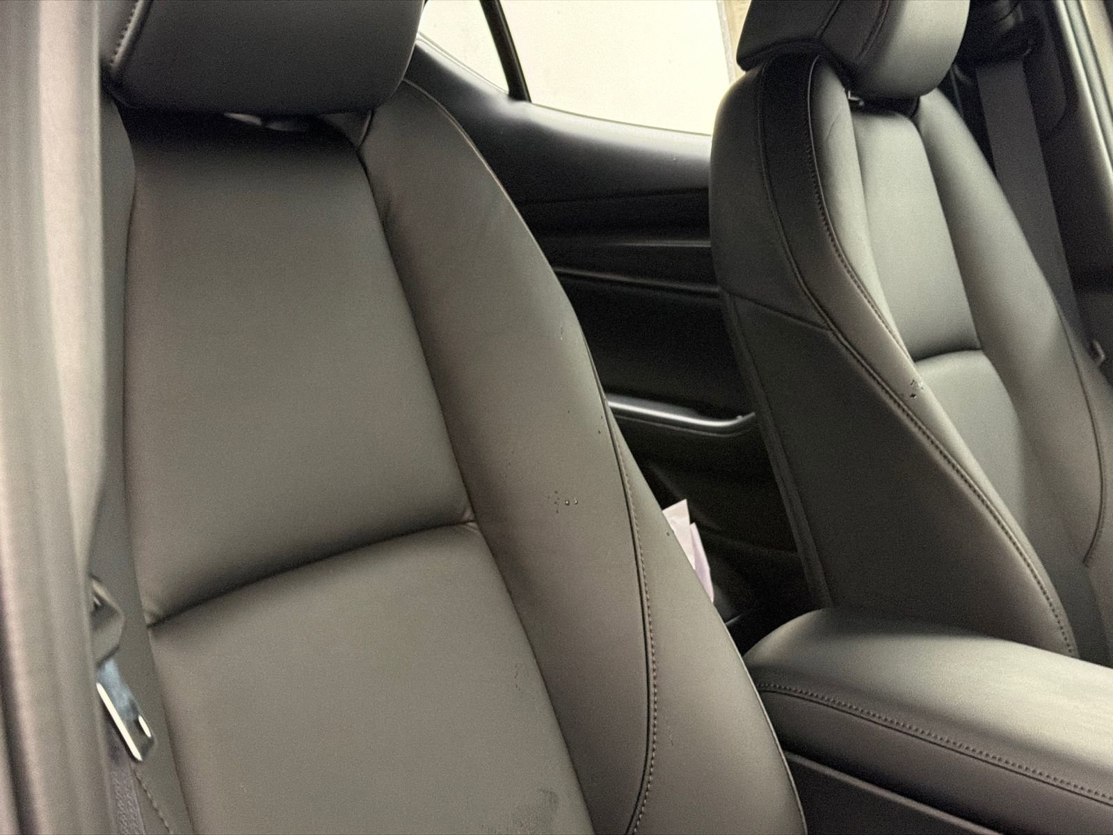 Certified 2025 MAZDA MAZDA3 s Sport image 11