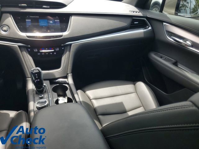 Certified 2023 Cadillac XT6 Luxury FWD image 19