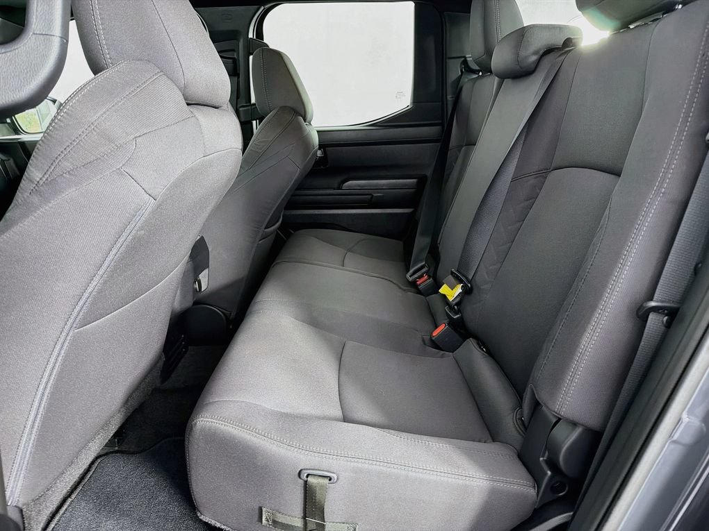 Used 2025 Toyota Tacoma SR5 AWD/4WD image 36