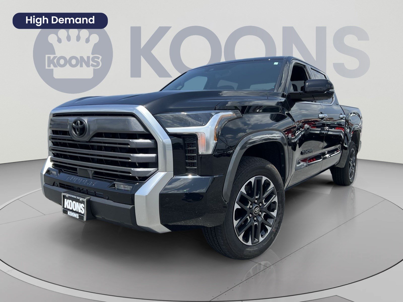 Used 2026 Toyota Tundra Limited AWD/4WD image 1