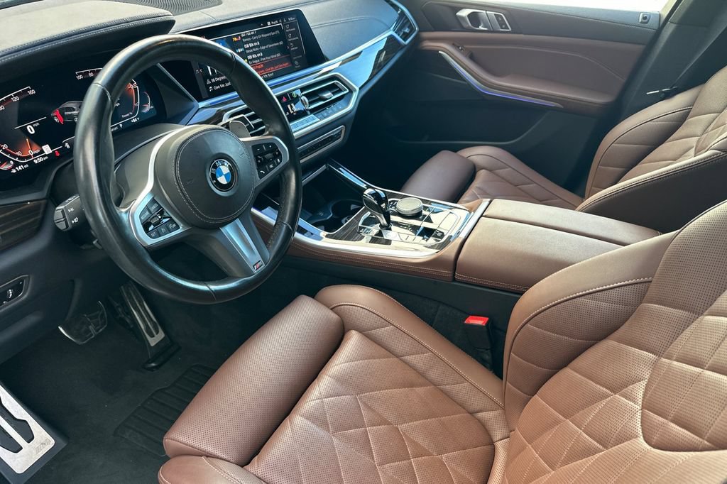 Used 2023 BMW X5 sDrive40i w/ M Sport Package RWD image 9
