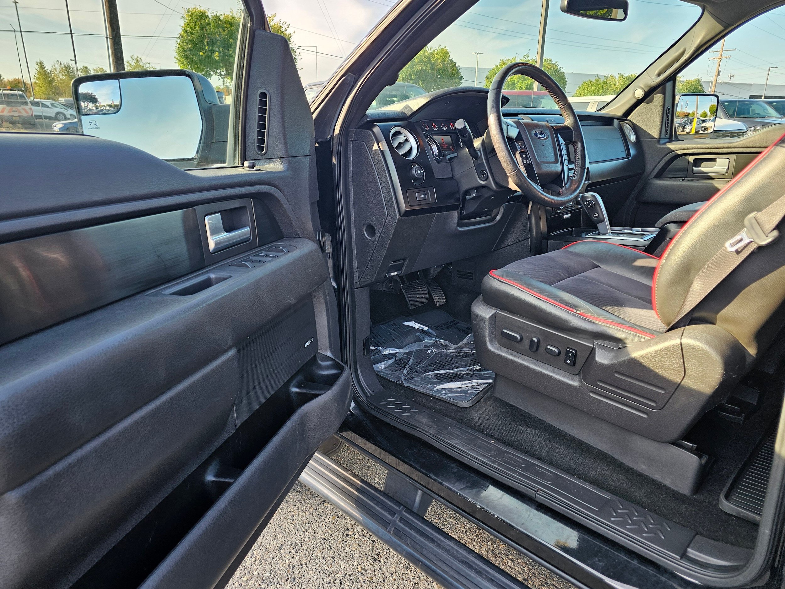 Used 2013 Ford F150 FX4 w/ Luxury Equipment Group AWD/4WD image 21