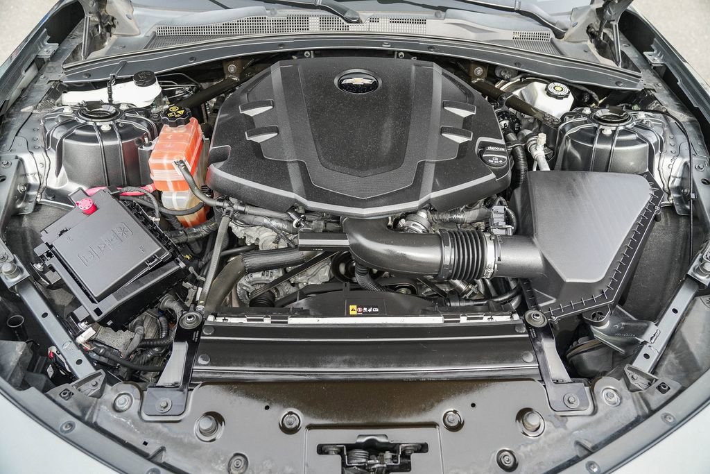 Used 2018 Chevrolet Camaro LT w/ RS Package image 28