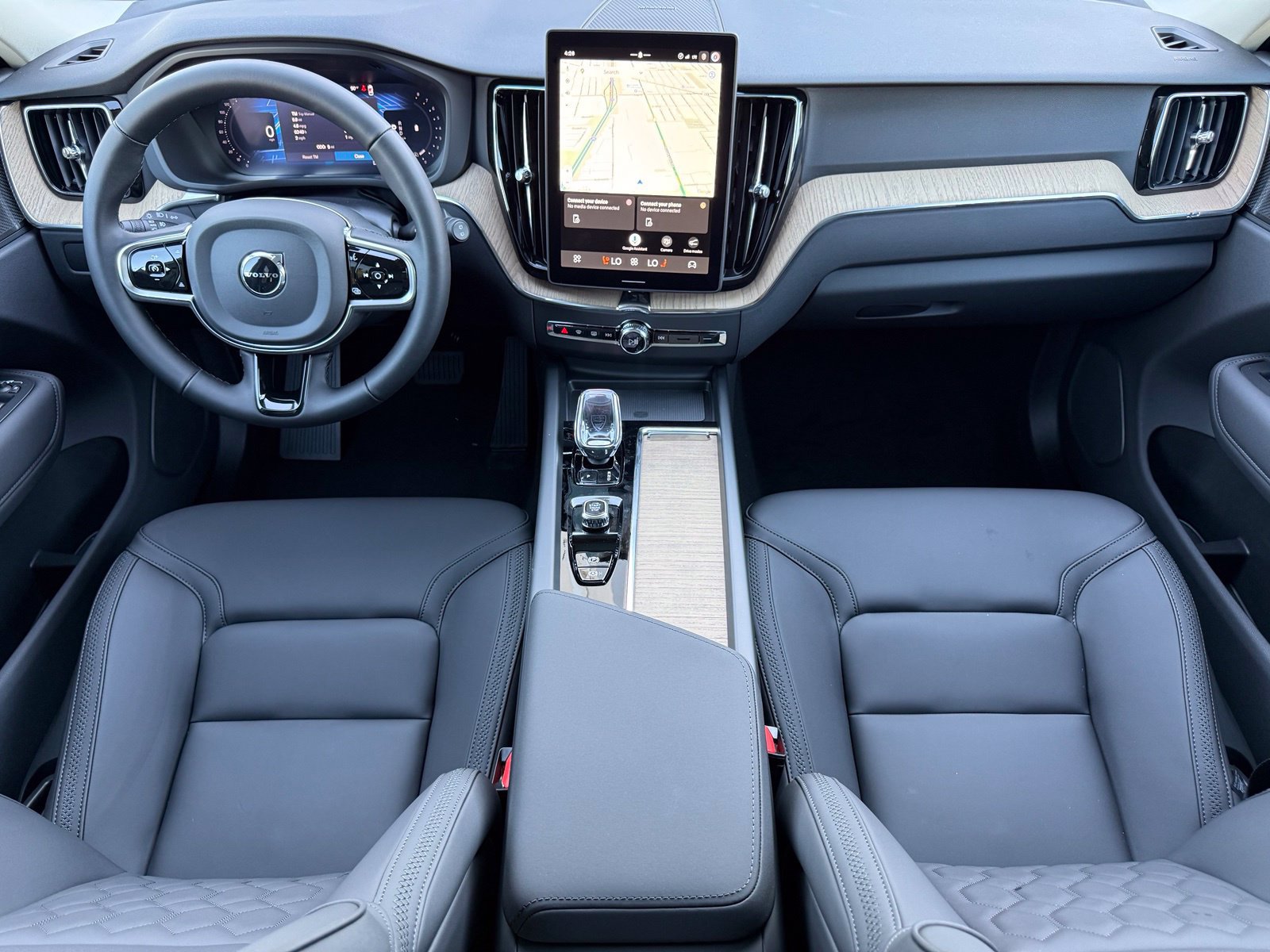 New 2027 Volvo XC60 B5 Core AWD/4WD image 22