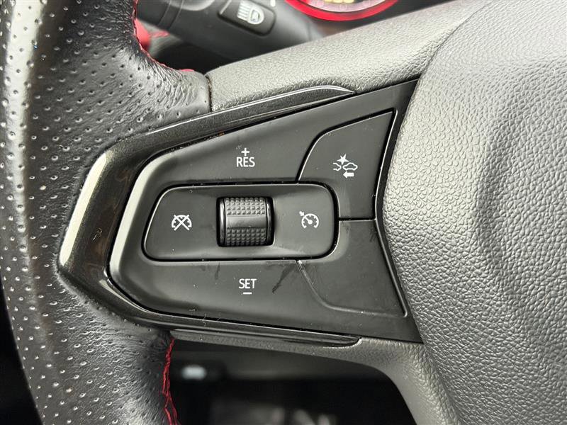 Used 2021 Chevrolet TrailBlazer RS w/ Sun and Liftgate Package image 37