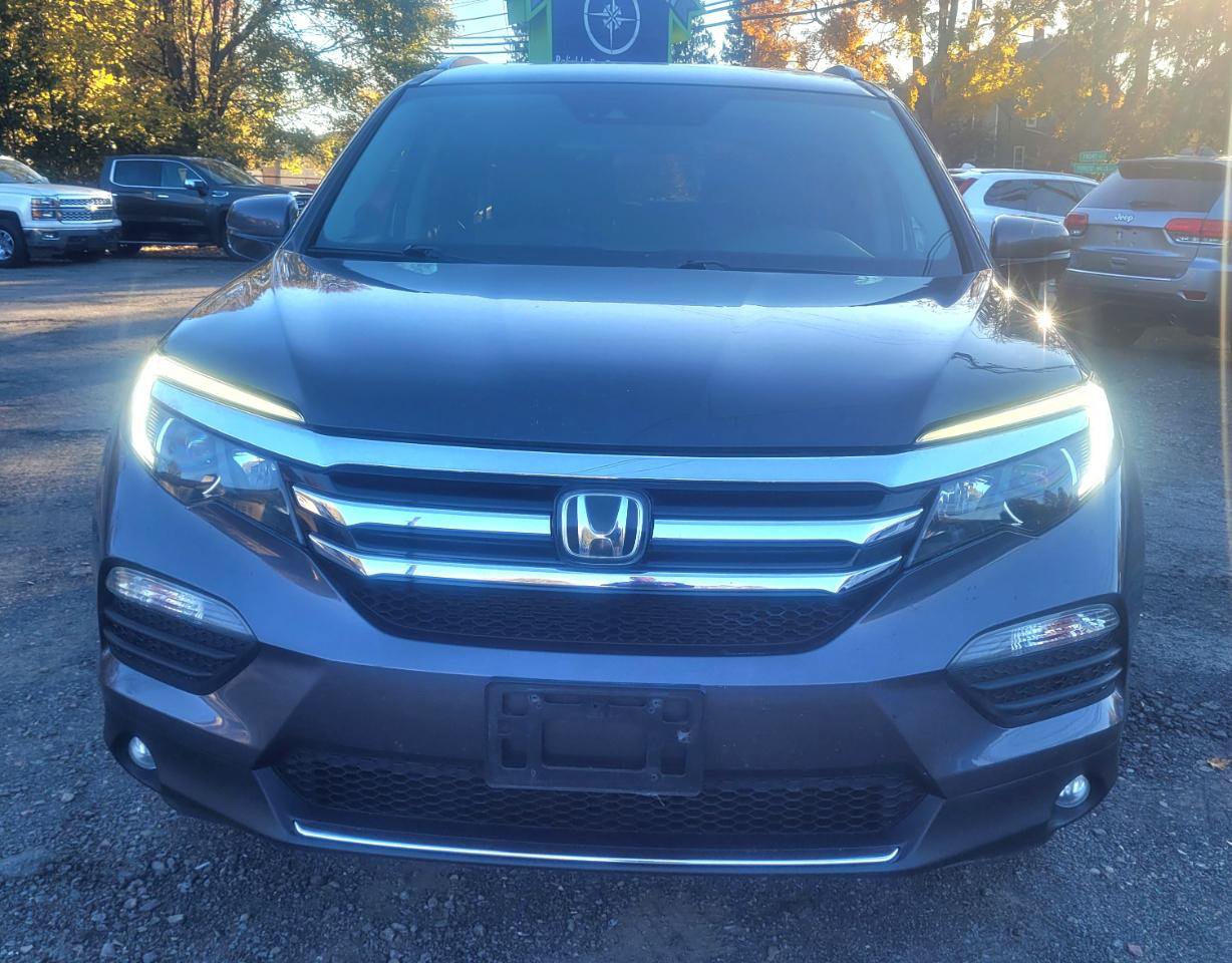 Used 2017 Honda Pilot Elite image 3