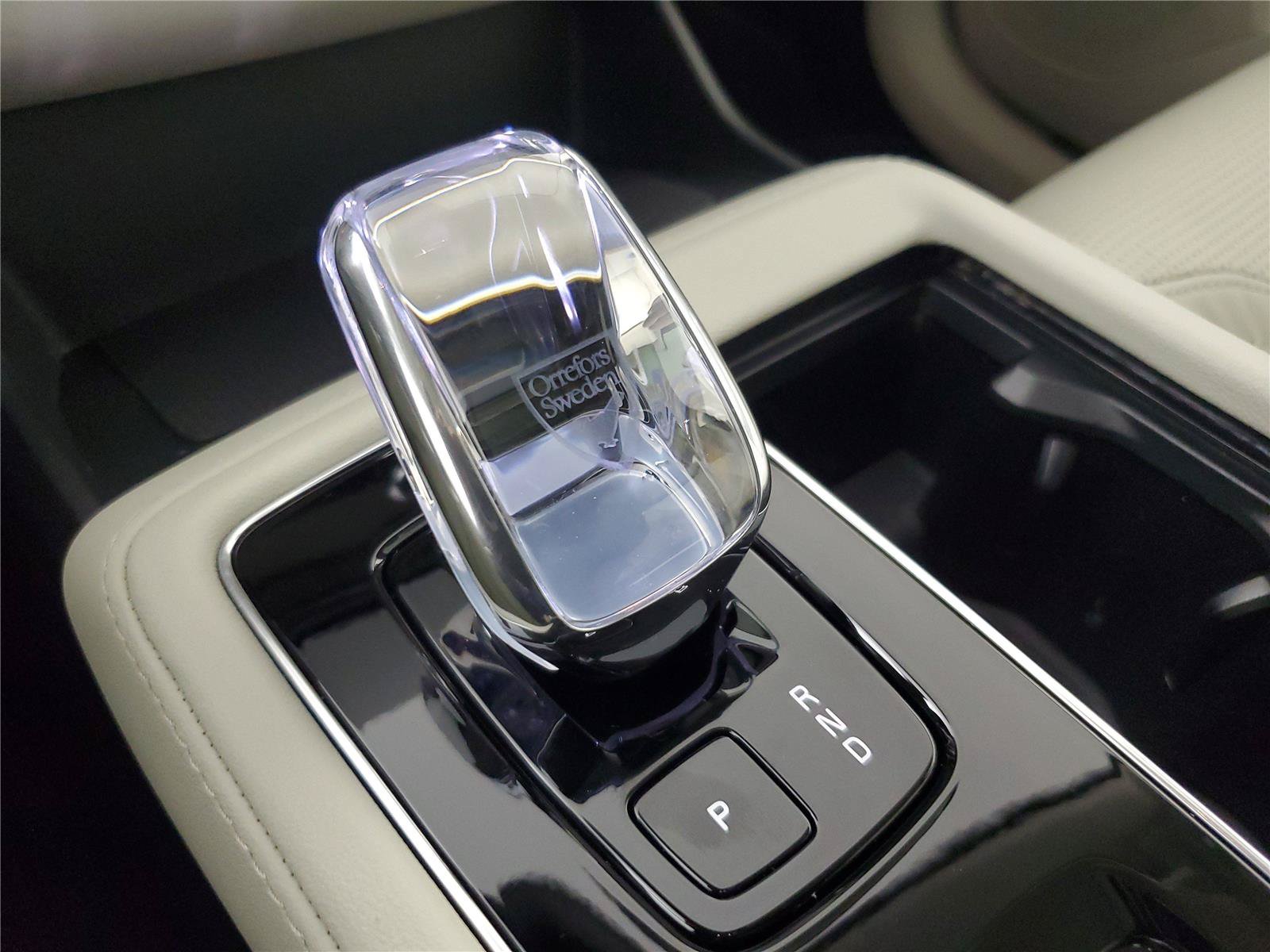 Certified 2026 Volvo XC90 B6 Ultra AWD/4WD image 32