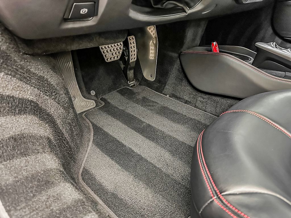 Used 2020 Ferrari F8 Tributo image 13