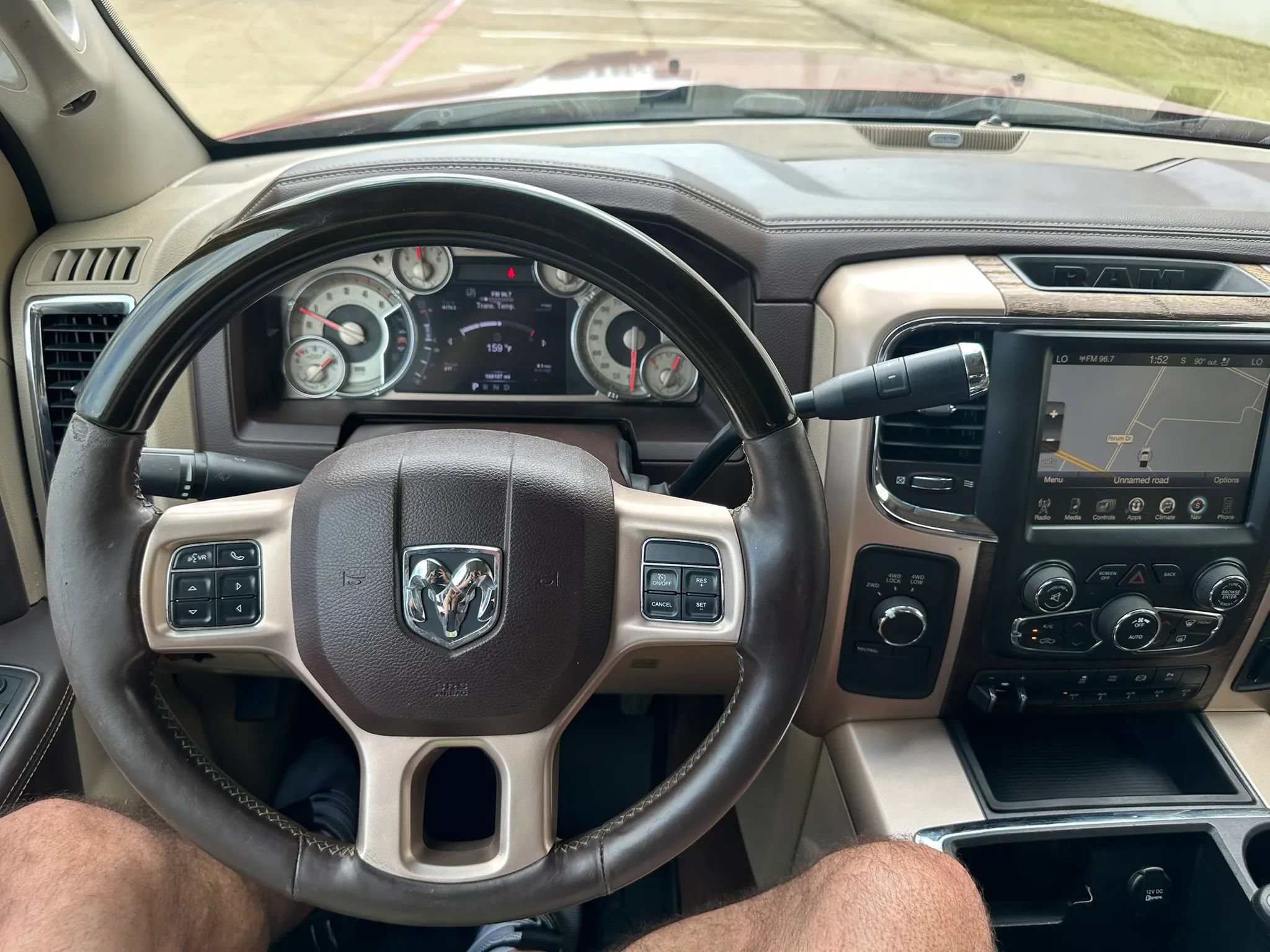 Used 2015 RAM 3500 Laramie Longhorn AWD/4WD image 39