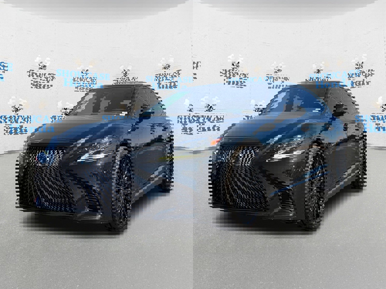 Used 2019 Lexus LS 500 image 2