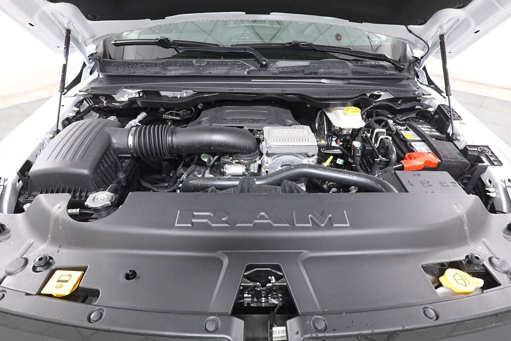 New 2026 RAM 1500 Laramie w/ Night Edition AWD/4WD image 32