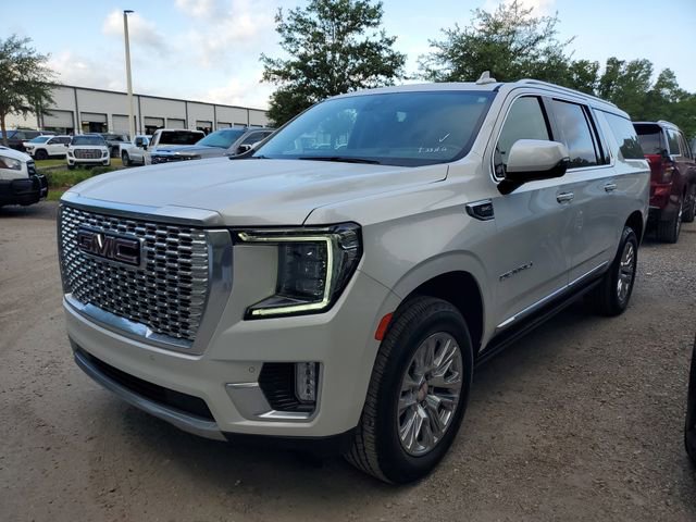 Used 2022 GMC Yukon XL Denali w/ Advanced Technology Package AWD/4WD video 2