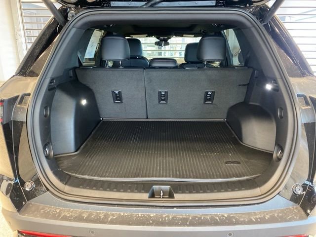 New 2026 Chevrolet Equinox RS w/ Convenience Package III AWD/4WD image 7
