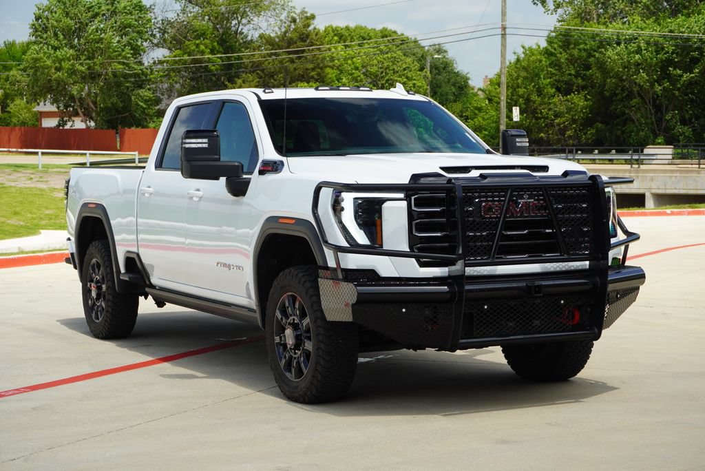Used 2025 GMC Sierra 2500 AT4 w/ AT4 Premium Plus Package AWD/4WD image 6