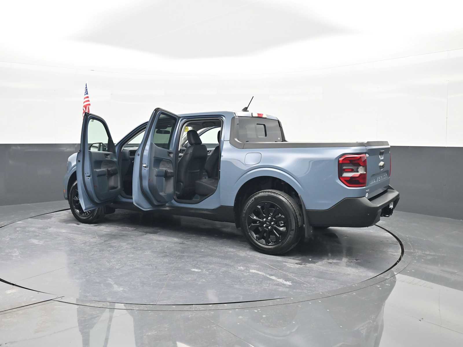 Used 2024 Ford Maverick Lariat w/ Black Appearance Package image 45