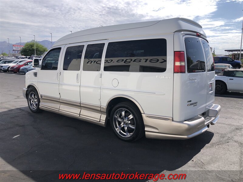 Used 2010 Chevrolet Express 1500 w/ Preferred Equipment Group RWD image 6