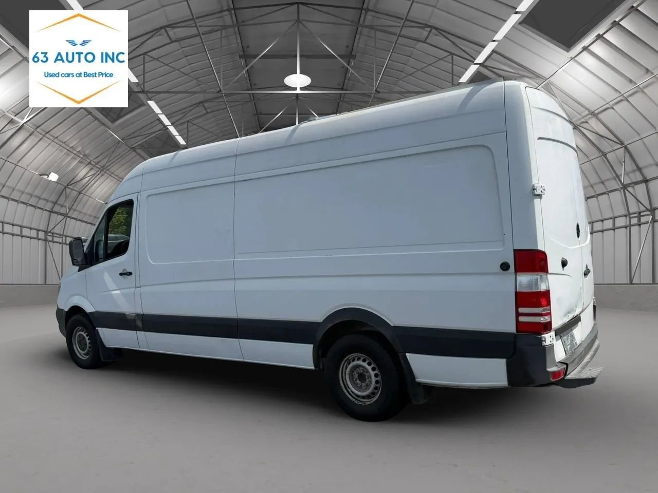 Used 2014 Freightliner Sprinter 2500 RWD image 5