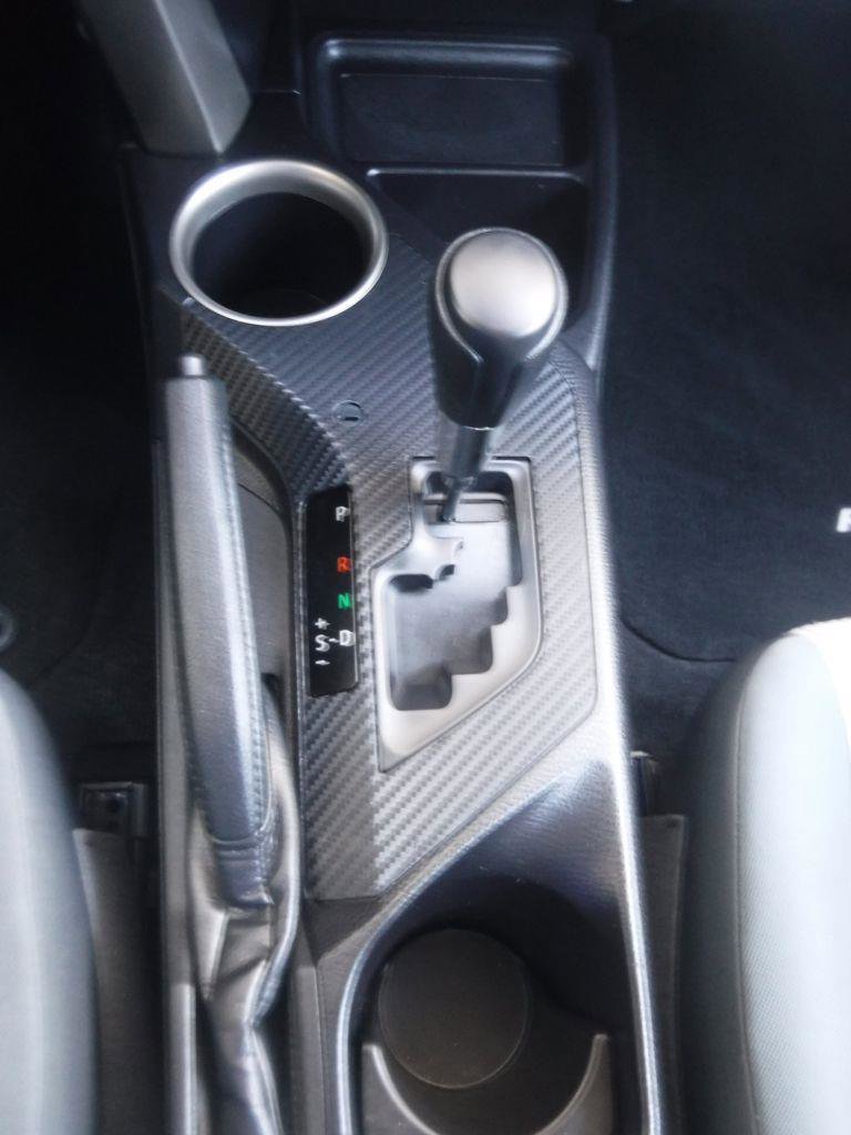 Used 2015 Toyota RAV4 LE FWD image 37