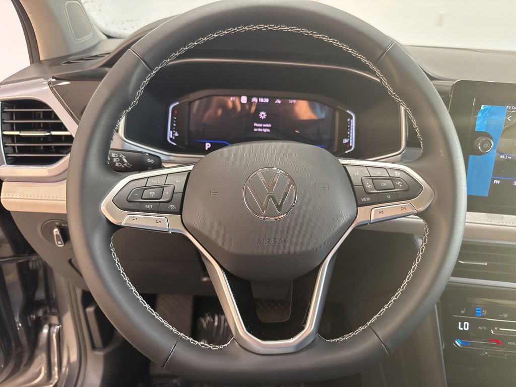 New 2025 Volkswagen Taos SEL image 21