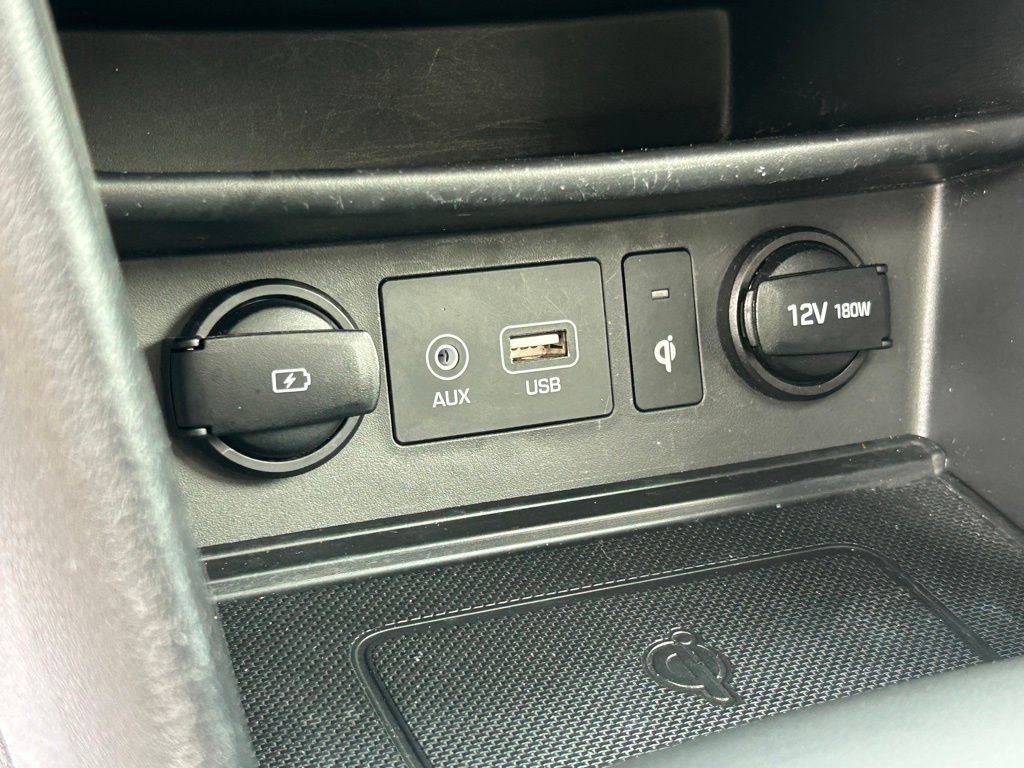 Used 2020 Hyundai Kona Limited image 30