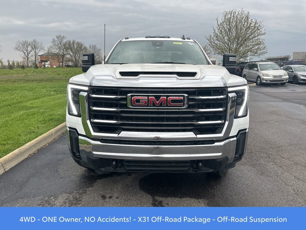 Used 2024 GMC Sierra 3500 SLE w/ SLE Convenience Package image 2