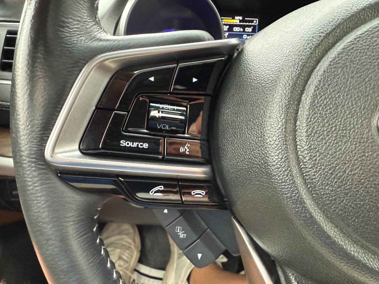 Used 2019 Subaru Outback 3.6R Touring image 17