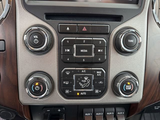 Used 2016 Ford F250 Lariat w/ Lariat Ultimate Package image 21