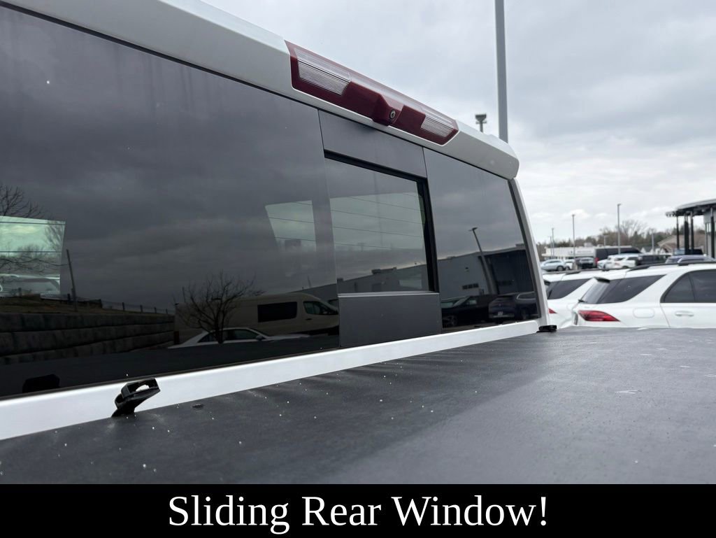 Used 2022 Chevrolet Silverado 2500 High Country w/ Z71 Off-Road Package image 9