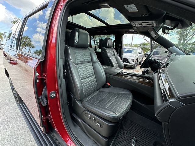 Certified 2023 Cadillac Escalade ESV Sport Platinum w/ LPO, ONYX Package image 33