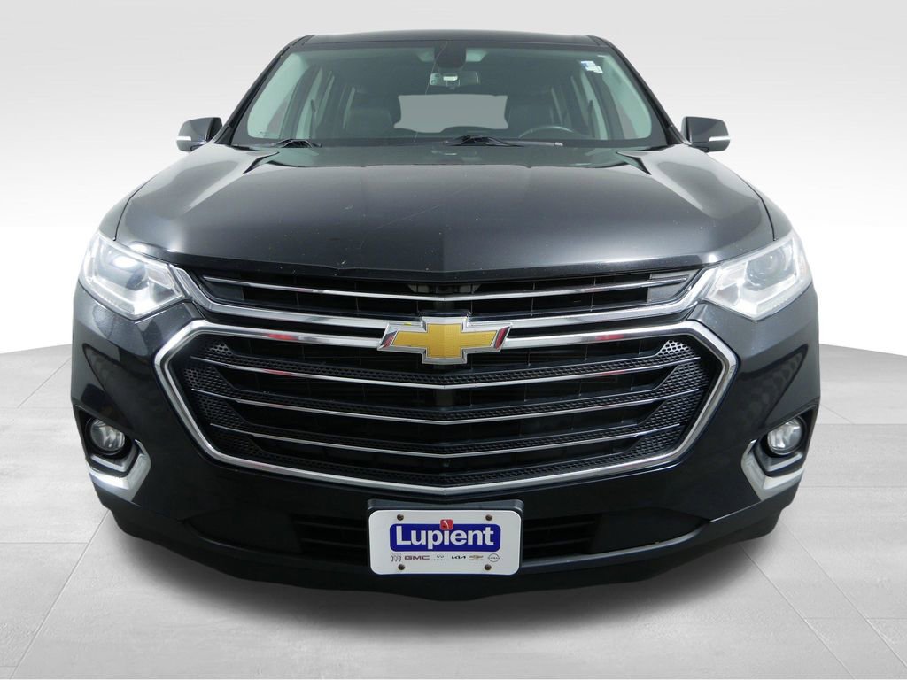 Used 2019 Chevrolet Traverse LT w/ LT Premium Package AWD/4WD image 3