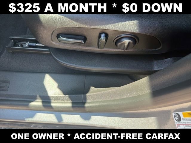 Used 2023 Chevrolet Equinox LT FWD image 13