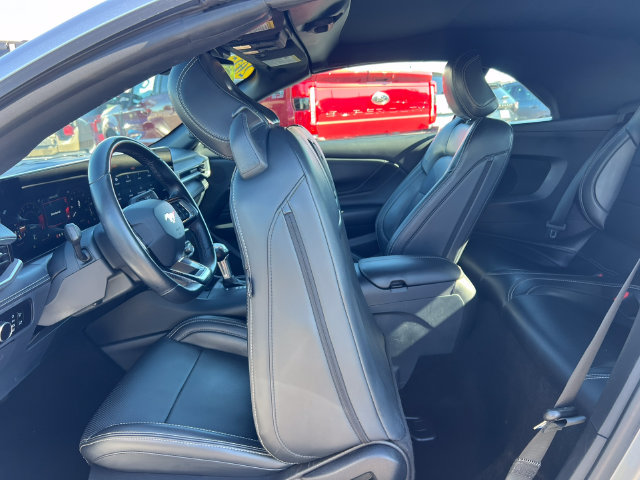 Certified 2025 Ford Mustang Premium RWD image 4