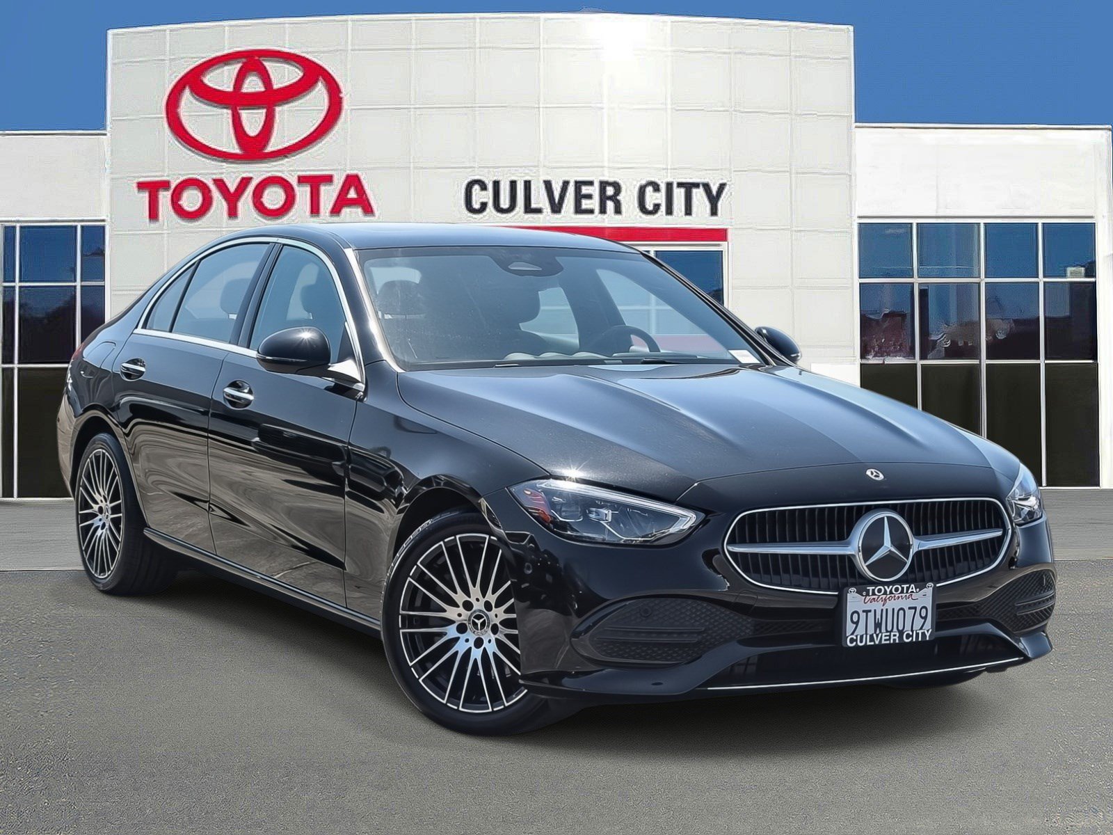 Used 2025 Mercedes-Benz C 300 Sedan image 1